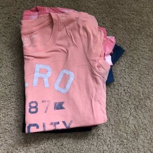 bundle of 7 size M aero shirts and 2 Hoodies